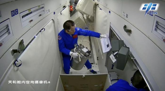 核心艙衛(wèi)生區(qū)。圖片來源：中國(guó)載人航天工程辦公室官方微信
