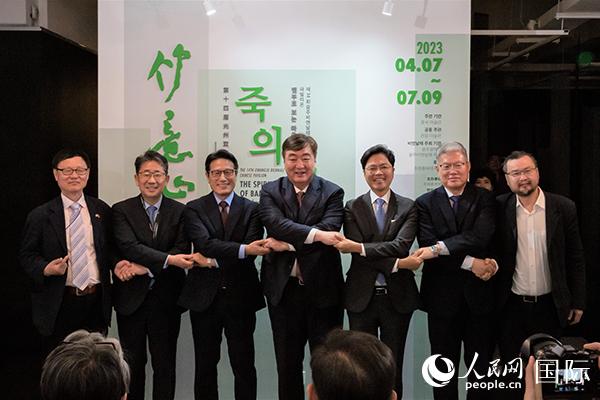 第十四屆光州雙年展中國館開幕式7日在韓國光州隱巖美術(shù)館舉行。人民網(wǎng)記者 馬菲攝