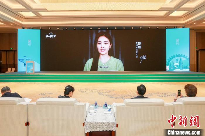 常州籍演員白鹿擔(dān)綱常州文旅大使，為家鄉(xiāng)傾情打CALL?！√凭?攝