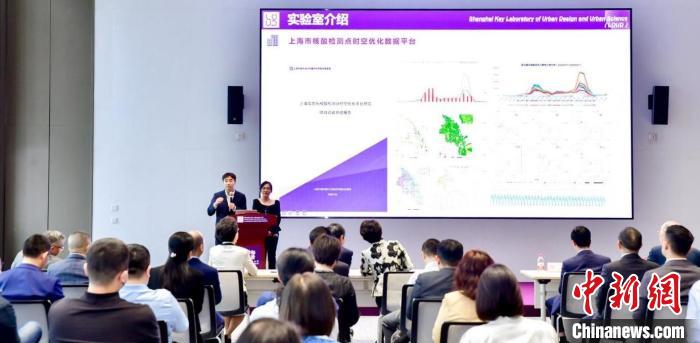 高校、政府與醫(yī)院攜手培養(yǎng)城市科學(xué)、數(shù)字化領(lǐng)域復(fù)合型人才