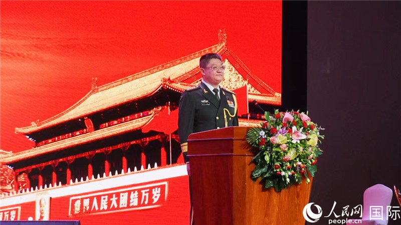 圖為中國駐老撾大使館國防武官李兵大校致辭。人民網(wǎng)記者 孫廣勇攝
