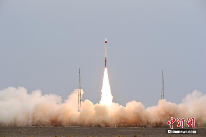 北京時(shí)間2023年8月10日12時(shí)03分，谷神星一號(hào)遙七運(yùn)載火箭在我國酒泉衛(wèi)星發(fā)射中心成功發(fā)射升空，將搭載的西光壹號(hào)01星等7顆衛(wèi)星順利送入預(yù)定軌道，發(fā)射任務(wù)獲得圓滿成功。此次任務(wù)是谷神星一號(hào)運(yùn)載火箭第7次飛行。汪江波 攝