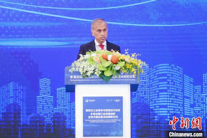 聯(lián)合國駐華協(xié)調(diào)員常啟德發(fā)表演講。