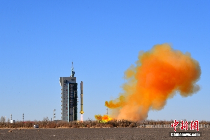 北京時間2023年11月16日11時55分，我國在酒泉衛(wèi)星發(fā)射中心使用長征二號丙運(yùn)載火箭，成功將新一代海洋水色觀測衛(wèi)星發(fā)射升空，衛(wèi)星順利進(jìn)入預(yù)定軌道，發(fā)射任務(wù)獲得圓滿成功。此次任務(wù)是長征系列運(yùn)載火箭第497次飛行。汪江波 攝