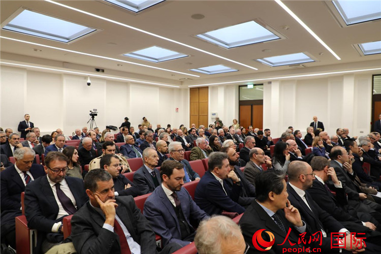 會議現(xiàn)場。人民網(wǎng)記者 謝亞宏攝