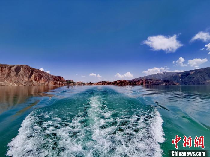 黃河源頭青海實(shí)施水土流失綜合治理、強(qiáng)化水域岸線管理
