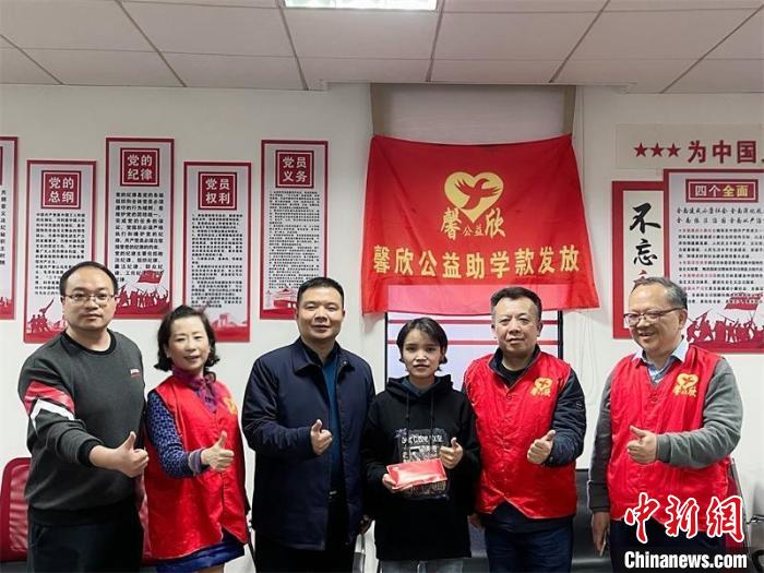 在湘求學(xué)的西藏女孩：“我淋過雨，也想努力為別人撐把傘”