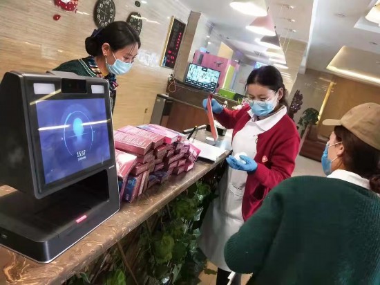 （12.22衛(wèi)生健康·配圖）黃河源頭，醫(yī)(6504218)-20201222103729.jpg