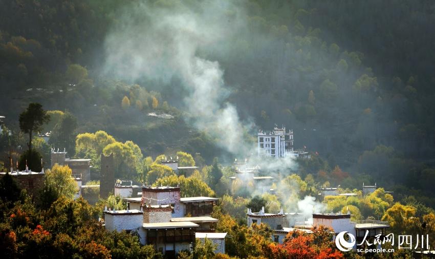 丹巴美景。李永安攝