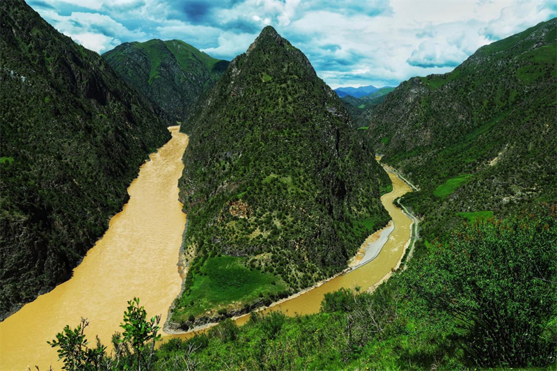 三江源美景。圖片來源：農(nóng)牧民大自然攝影隊(duì)