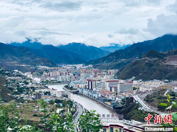 圖為“藏東明珠”昌都。　李江寧 攝
