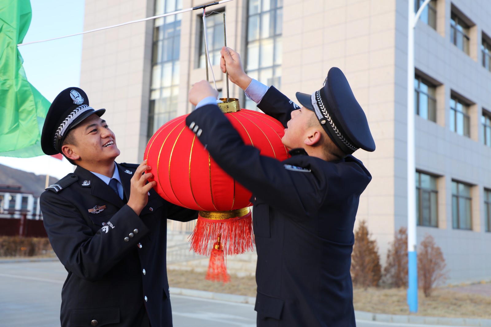 （要聞 新媒體）雪域邊關的他們，是歸途的(4189296)-20230122091651.jpg