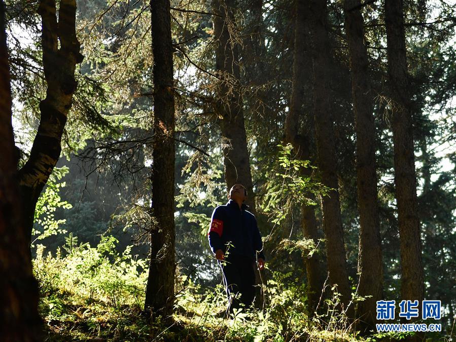 （全面建成小康社會“百城千縣萬村調研行”·圖文互動）（9）青?？柎澹骸肮夤鞔濉钡娜A麗轉身